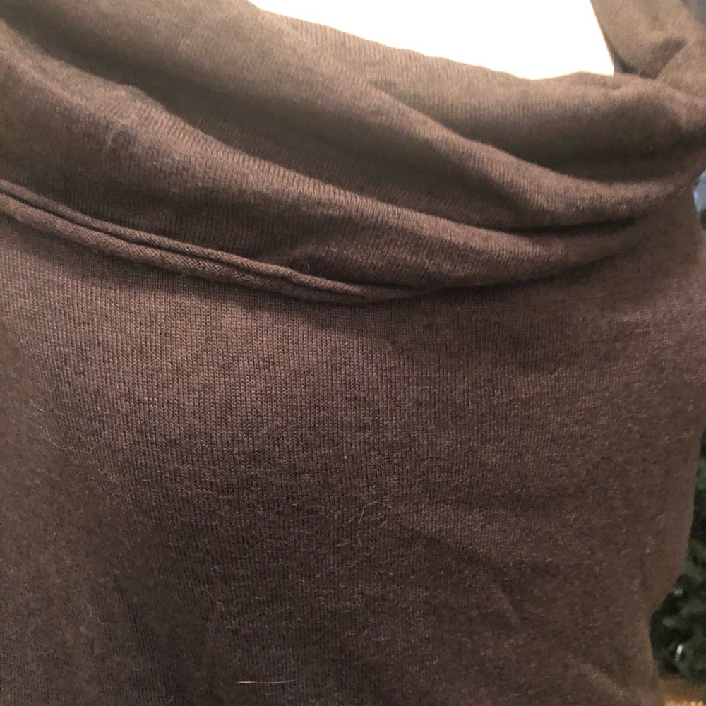 Cowl neck Sweater - Picture 2 of 4